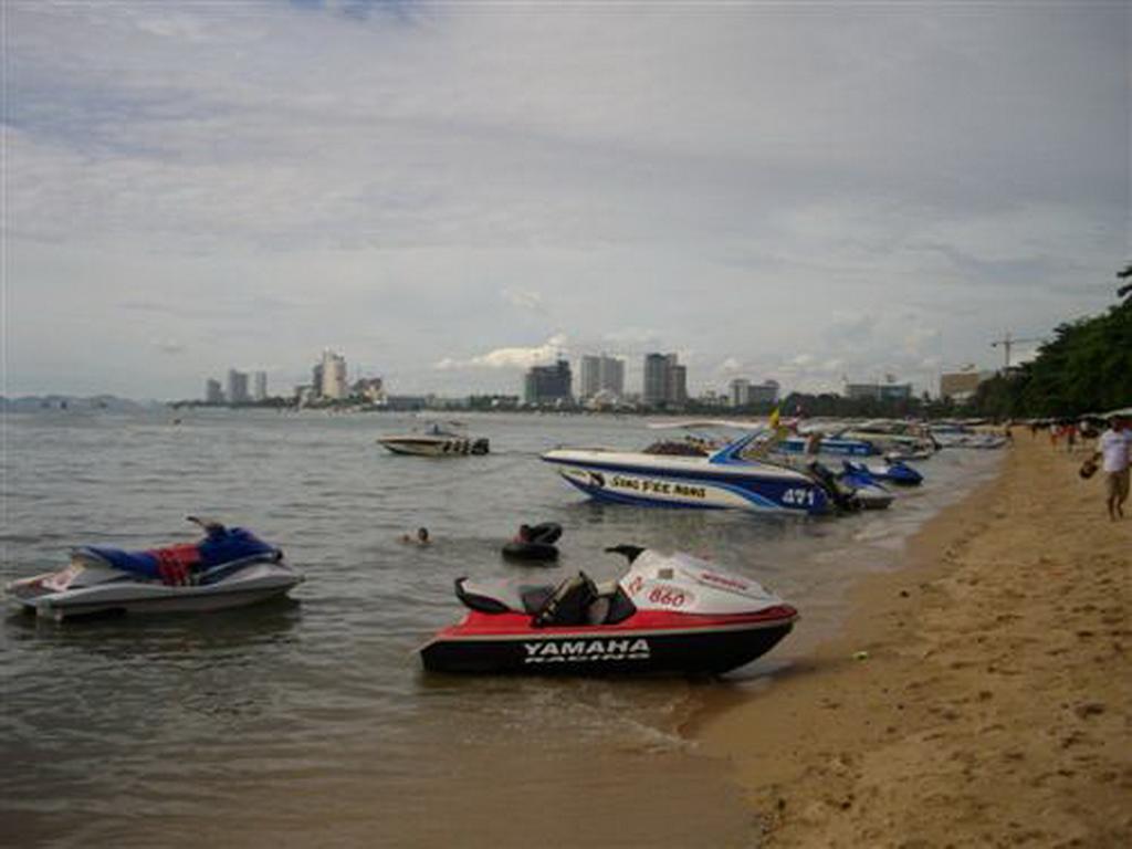 Maxwell Inn Pattaya Dış mekan fotoğraf